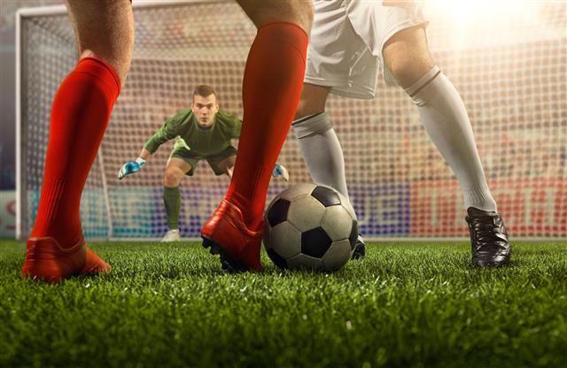 How to Make Money from Online Gambling 